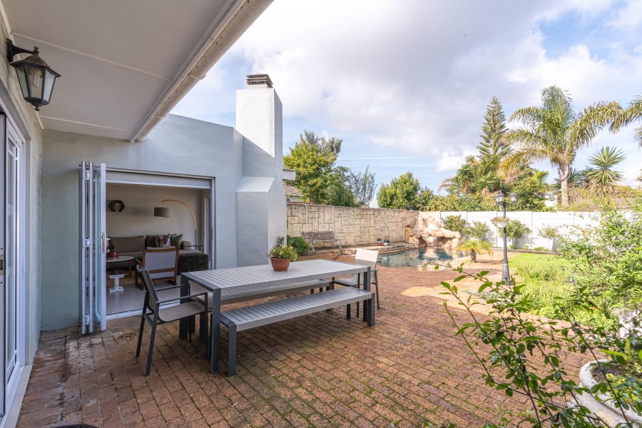 3 Bedroom Property for Sale in Edgemead Western Cape